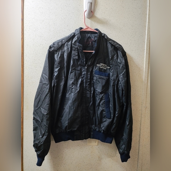Thunderbird coupe Black Windbreaker with Ribbed Collar and Zipper Closure - Picture 1 of 13